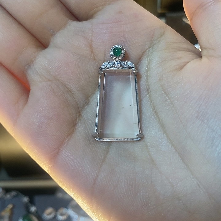 石英质玉颈饰银S925镶嵌