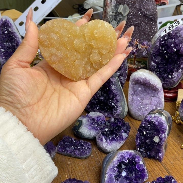 大型摆件（非配饰）未镶嵌紫晶