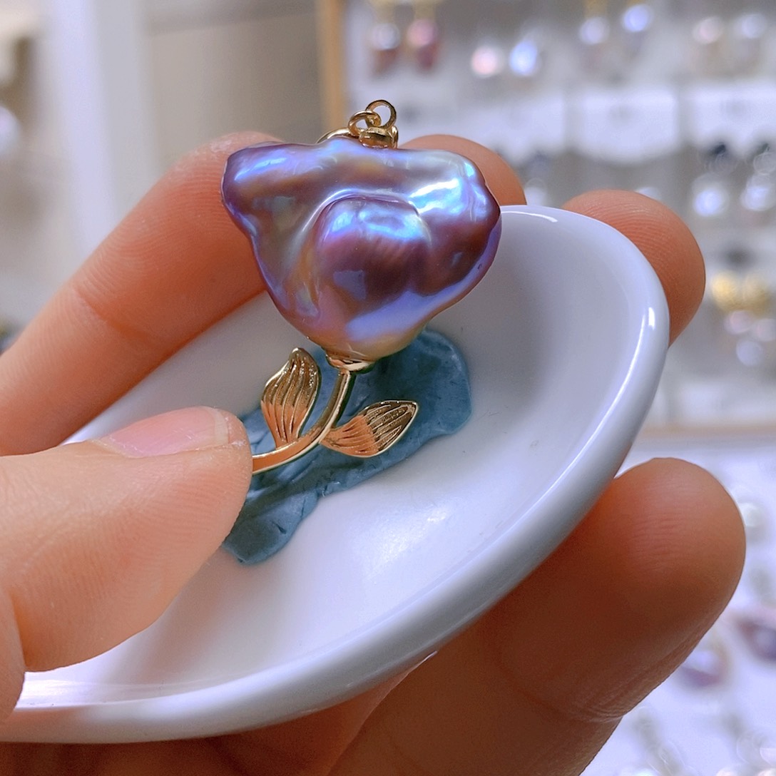 淡水珍珠合金颈饰