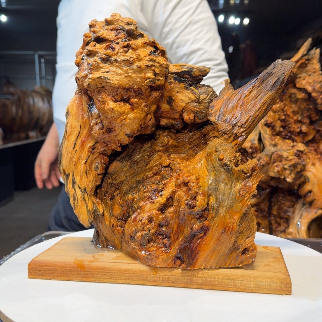 迃***！木王一刀琥珀木摆件74