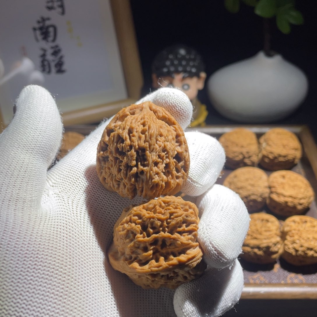 文玩核桃吊坠?**下核桃