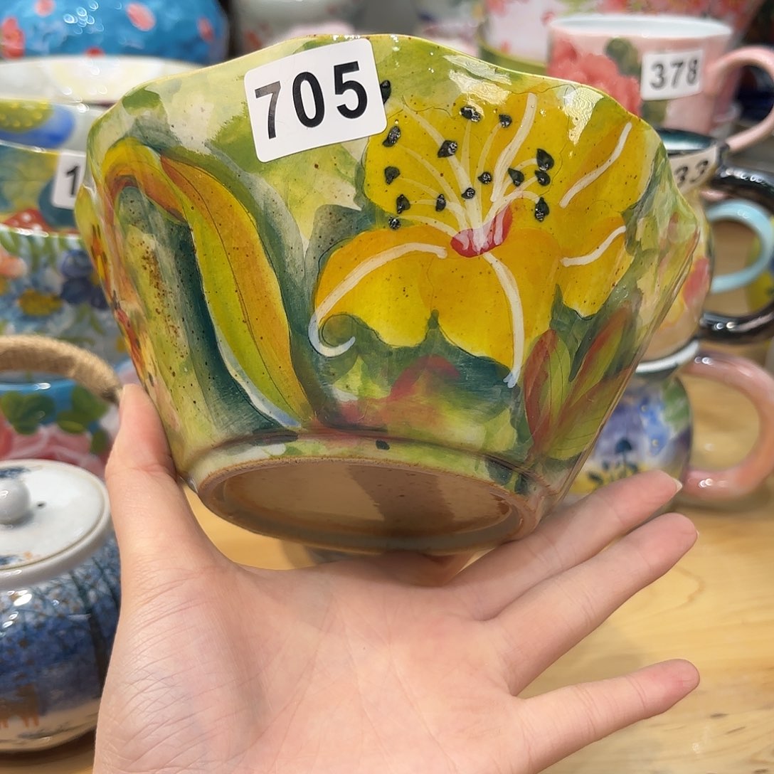 瓷片兔兔好可爱呀打