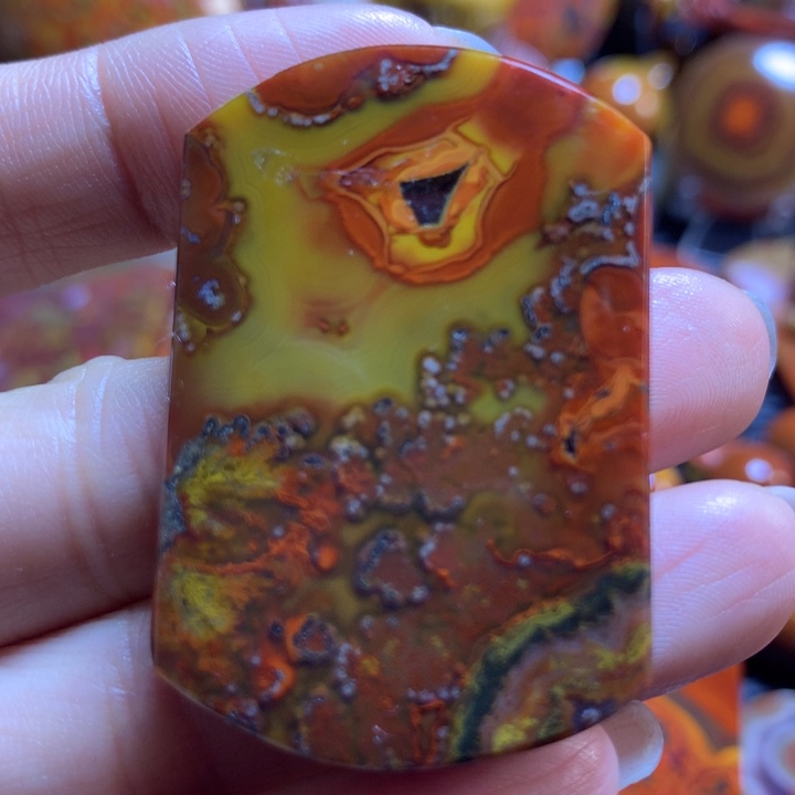 玛瑙/玉髓战国红吊坠未镶嵌