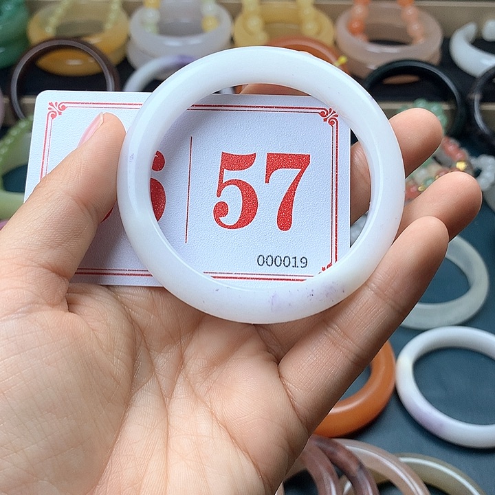 石英质玉（黄龙玉）未镶嵌手镯