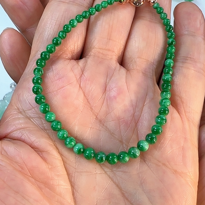 翡翠手链未镶嵌圆珠