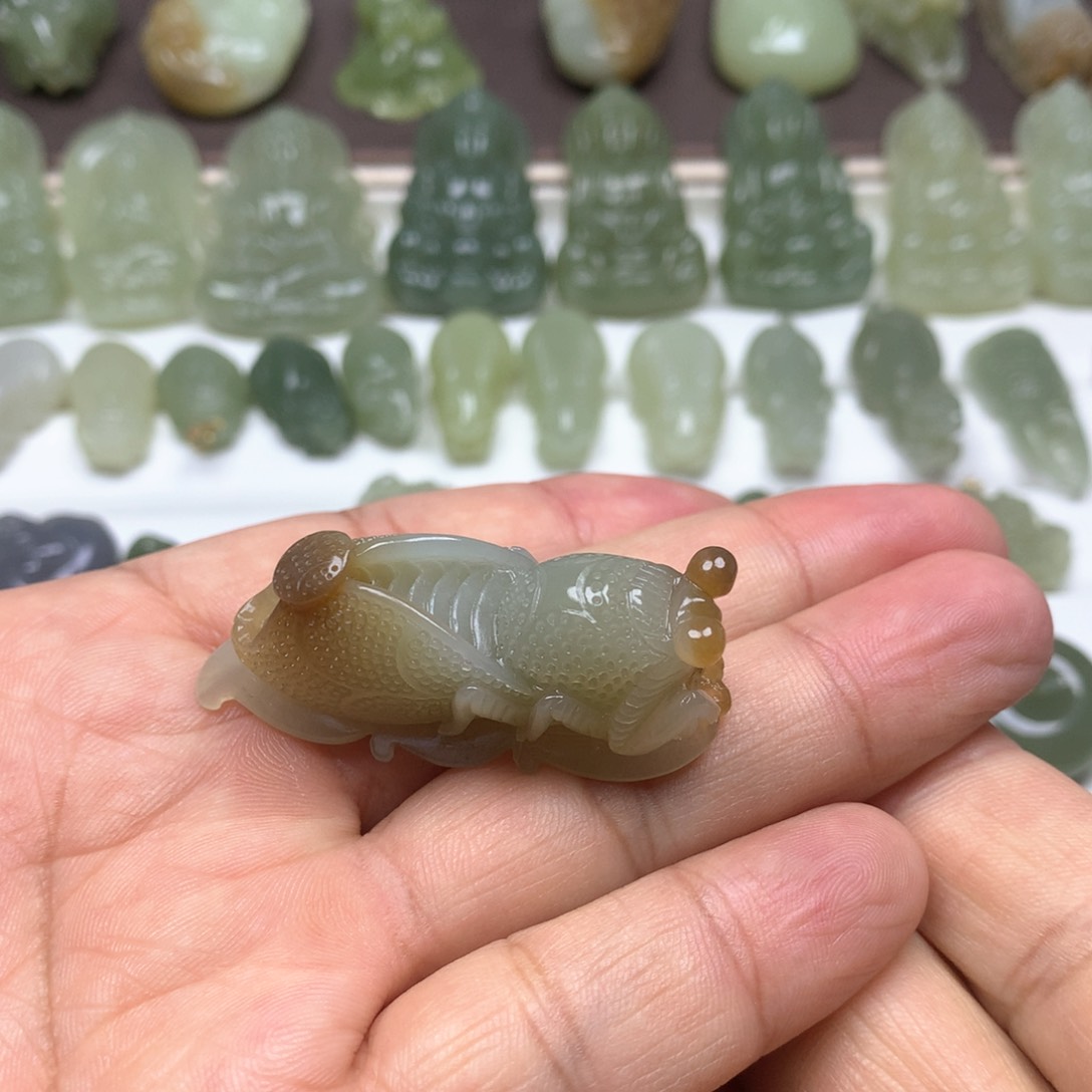 和田玉颈饰未镶嵌李****9