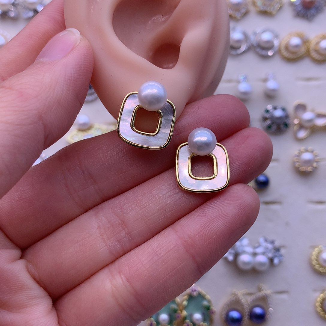 淡水珍珠耳饰合金