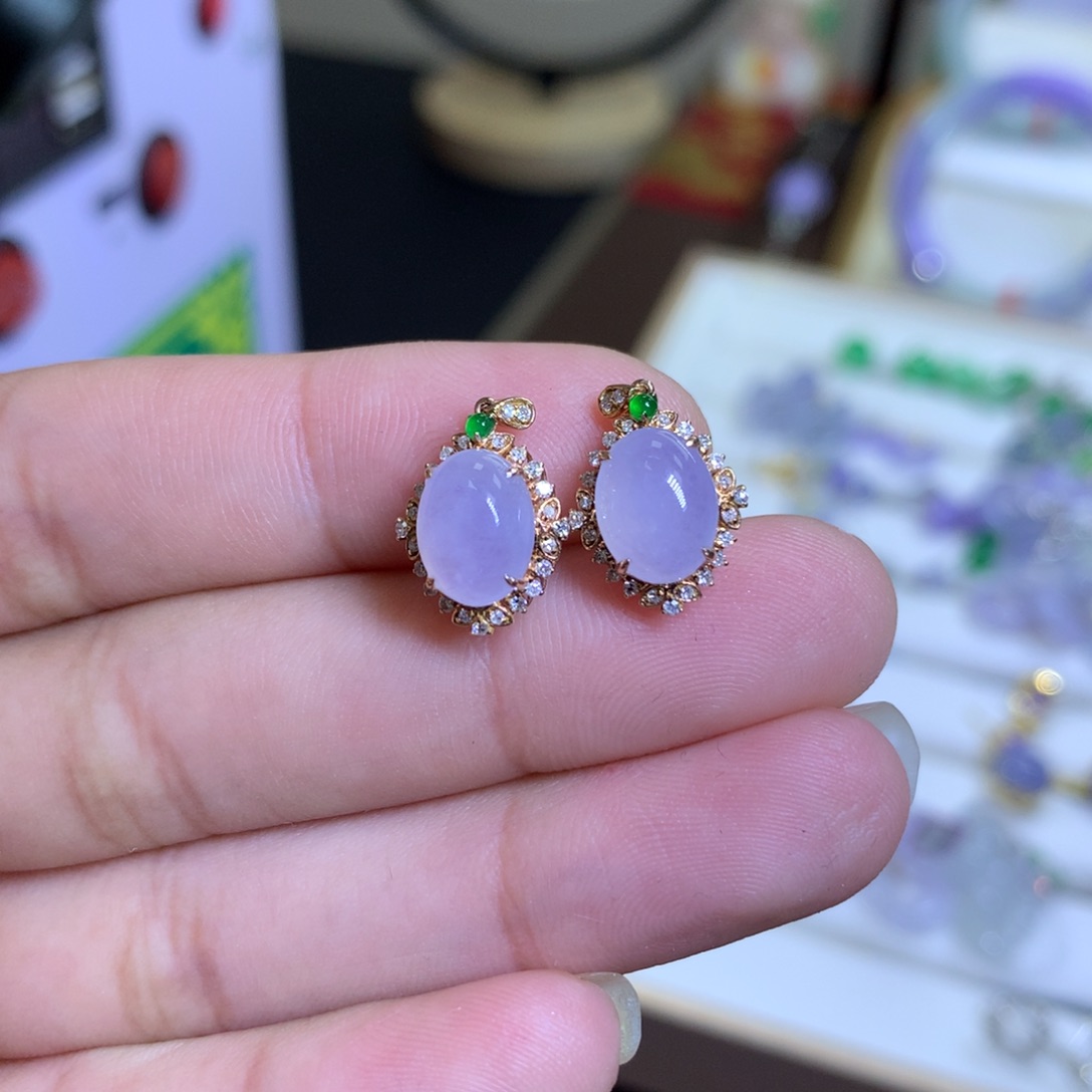 翡翠18K金镶嵌颈饰翡翠