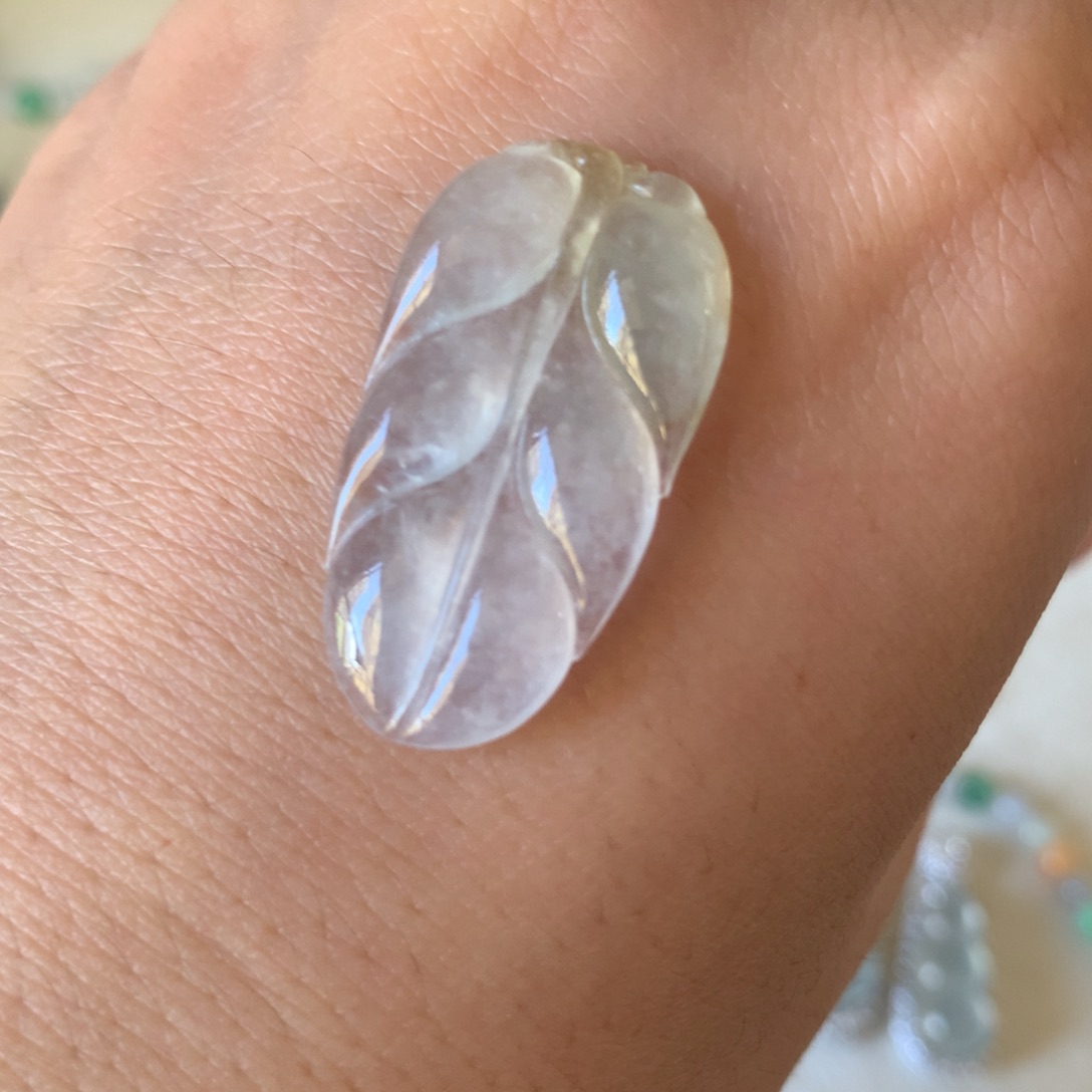 翡翠未镶嵌颈饰07