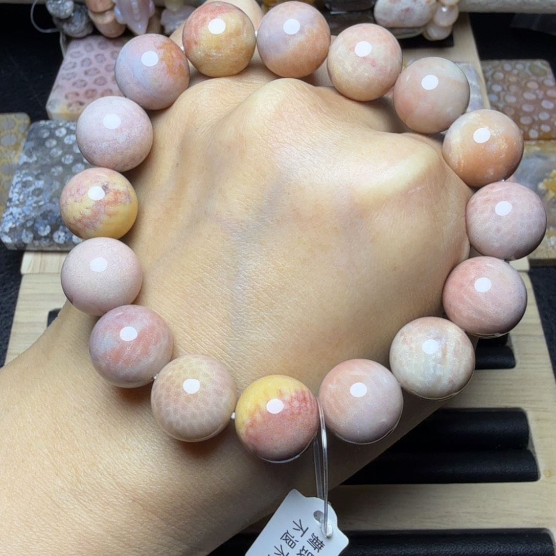 硅化玉未镶嵌红粉鱼子 潜力股 好盘，13.5