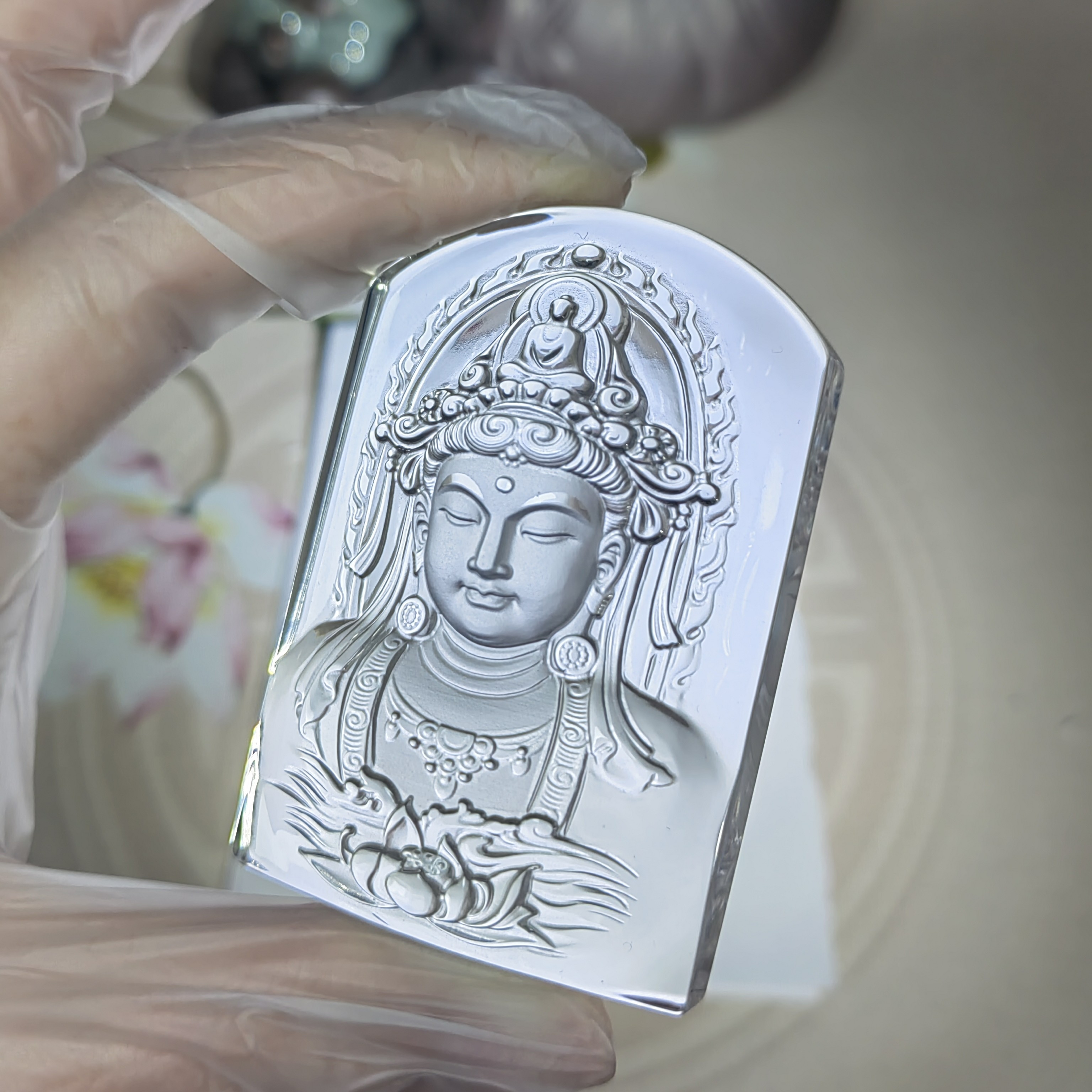天然白水晶观音吊坠，尺寸多样发其一，精美雕刻