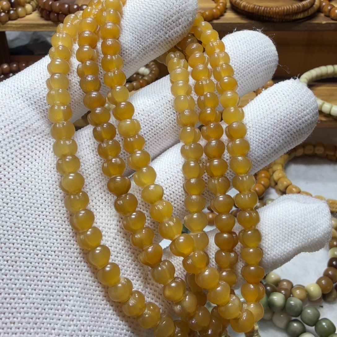 龙脊菩提把件玉化