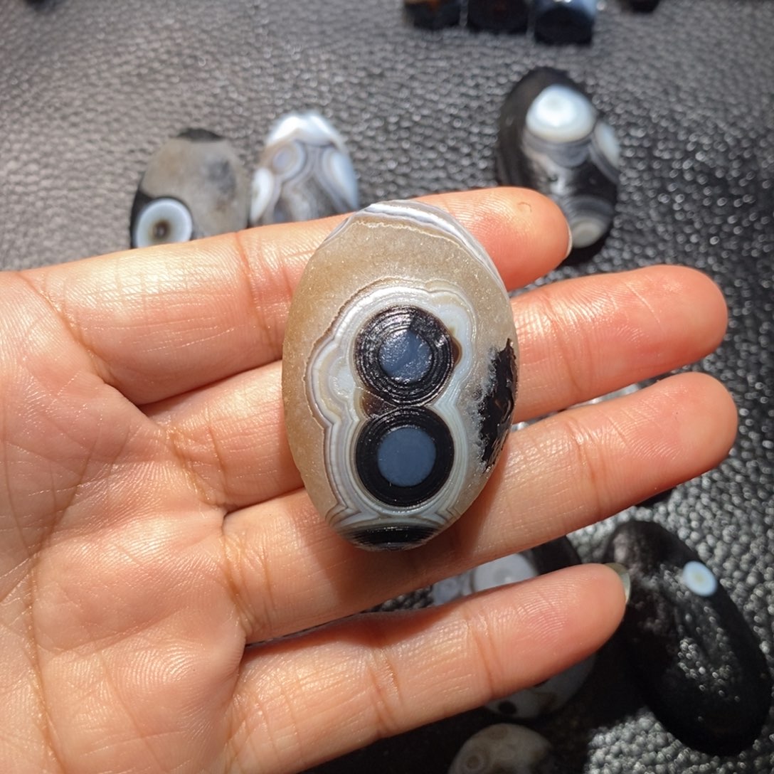 未镶嵌颈饰玛瑙/玉髓恒**化