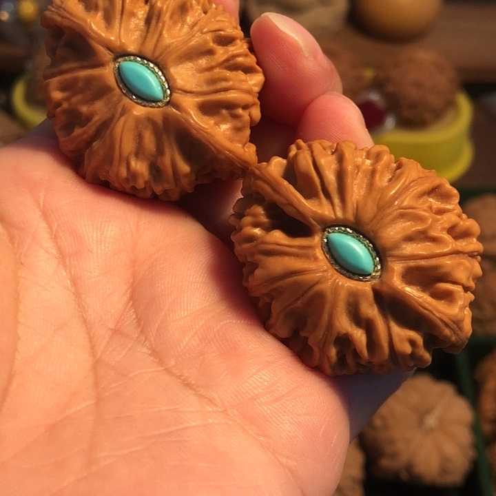 ╲****文玩核桃把件天地