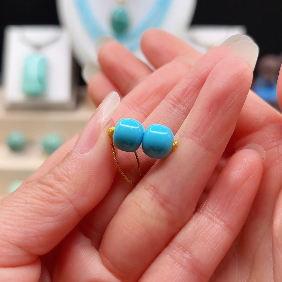 绿松石配饰未镶嵌