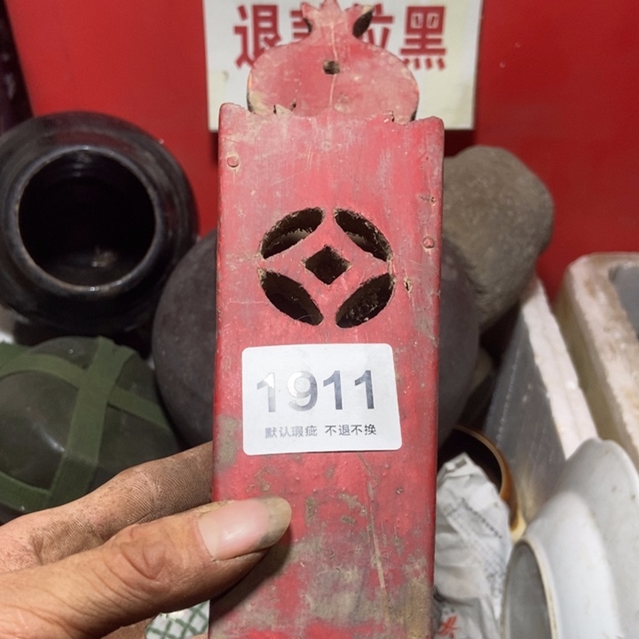 W***G琉璃手工艺品258888899