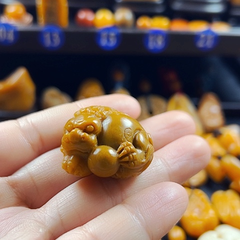 田黄石快****@田黄石手把件