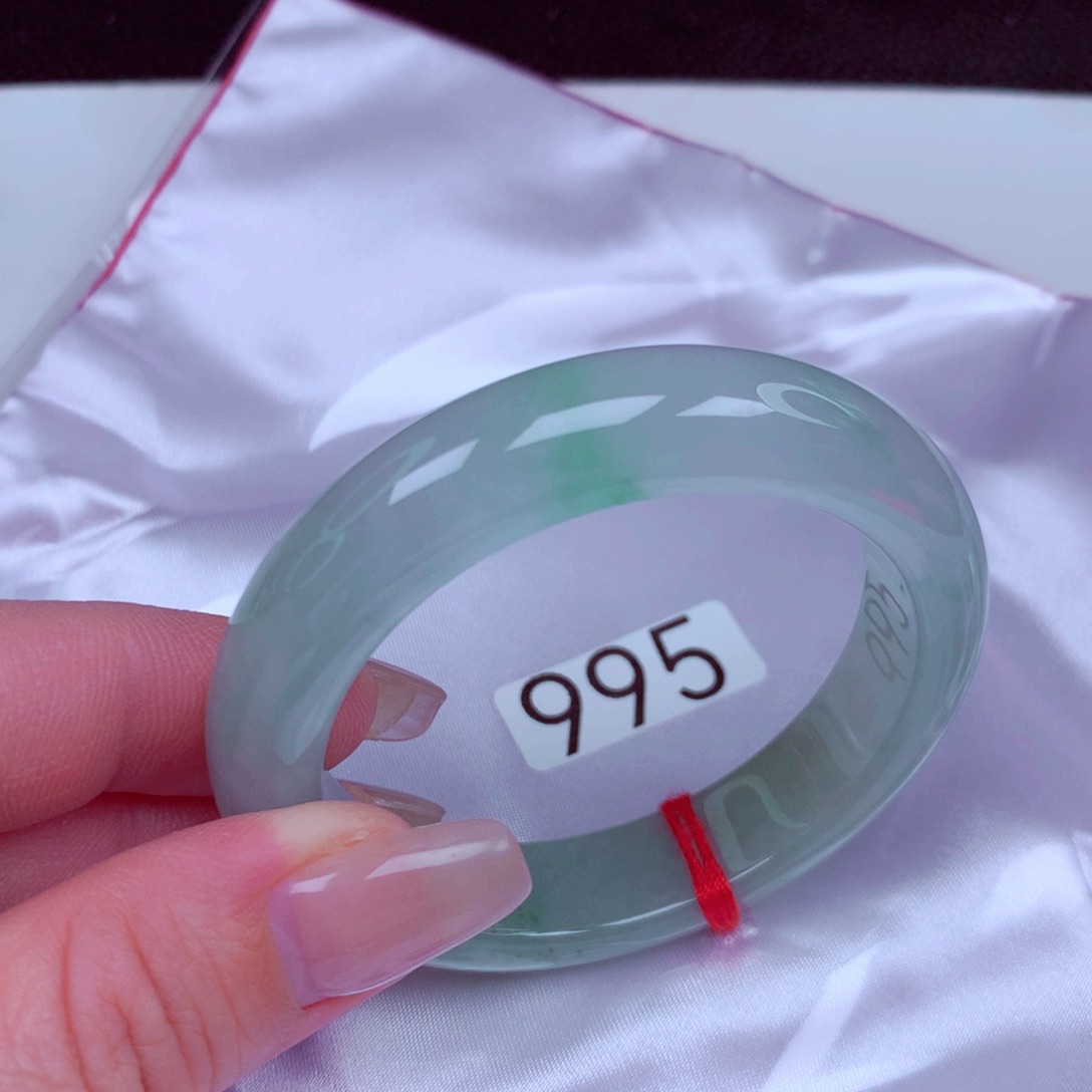 翡翠未镶嵌手镯手镯