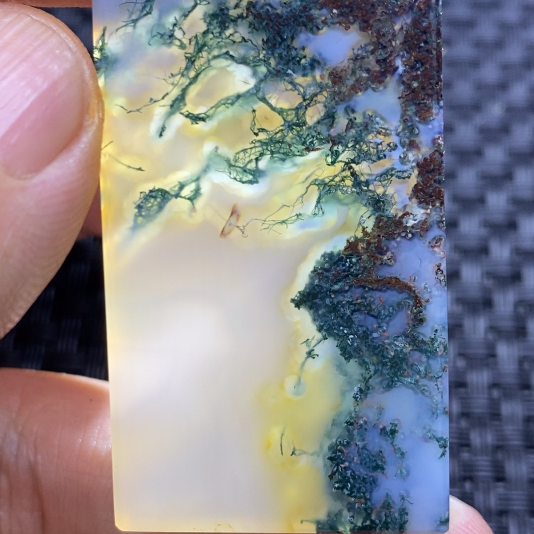 草***飞玛瑙/玉髓未镶嵌颈饰