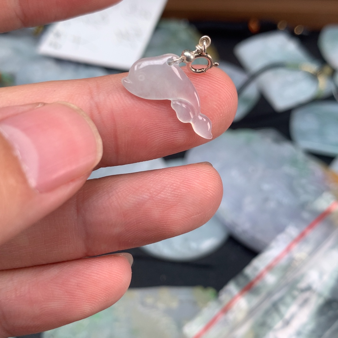 翡翠未镶嵌颈饰福利