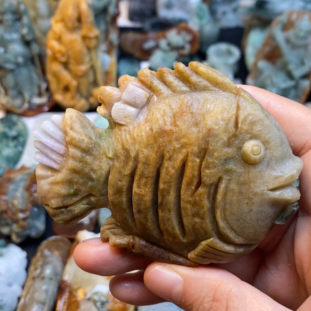 定制翡翠未镶嵌特色7