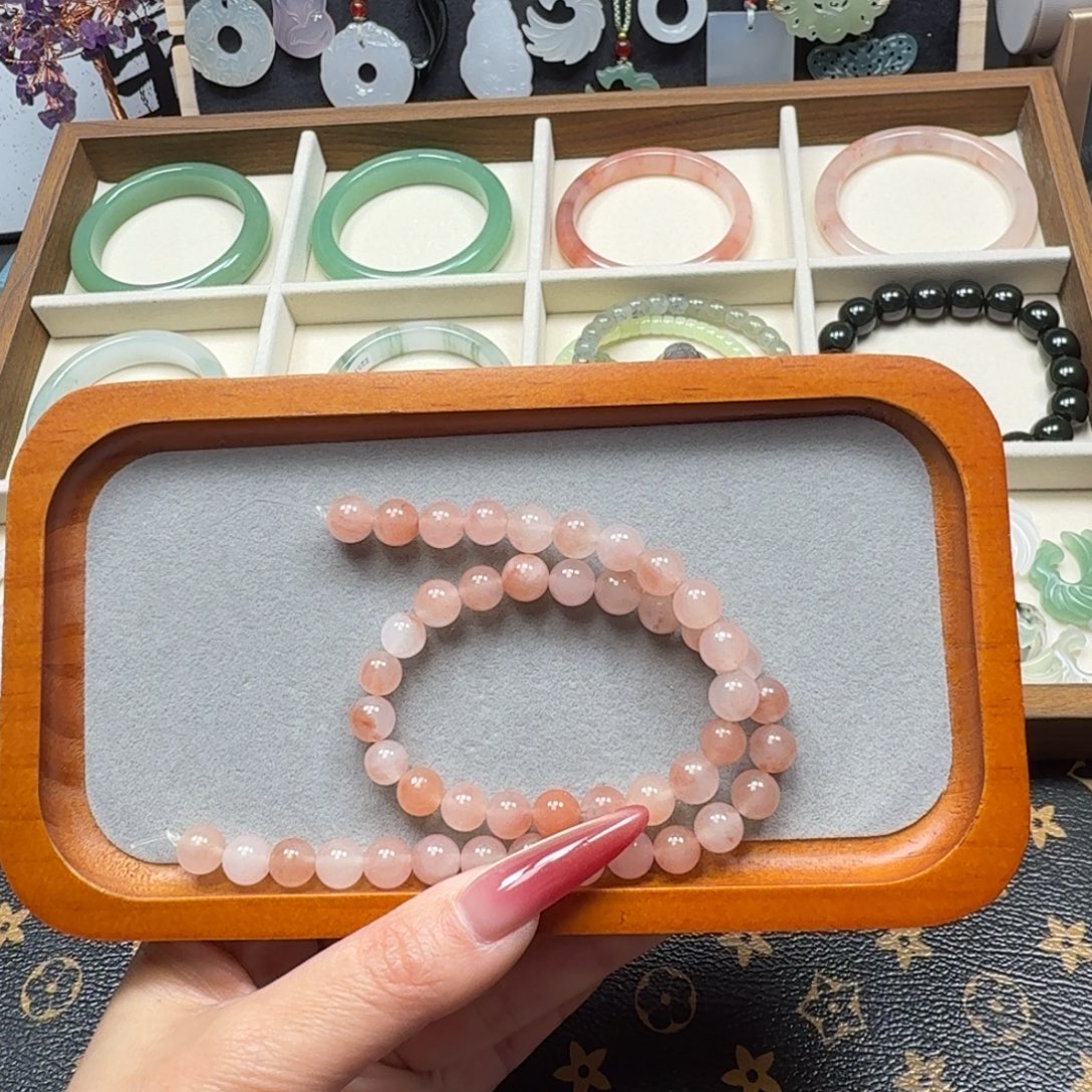 石英质玉未镶嵌手链