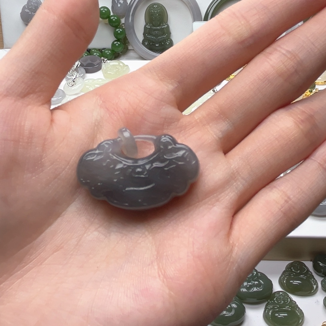 和田玉吊坠(不含链)未镶嵌、*児