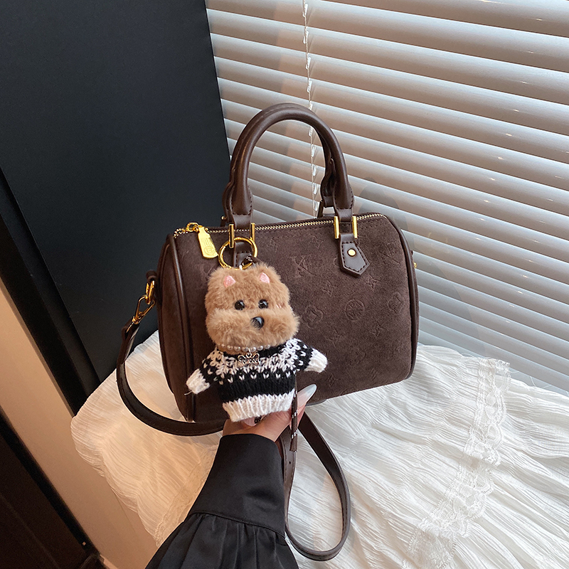 女士枕头包2025球秋冬新款小众复古简约手提斜挎包百搭洋气小包包