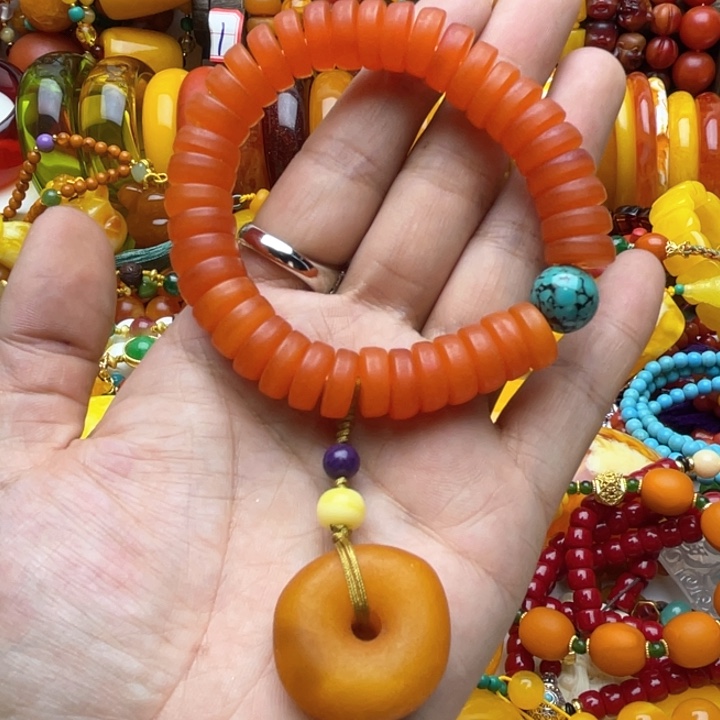 树脂制品60号红色手串