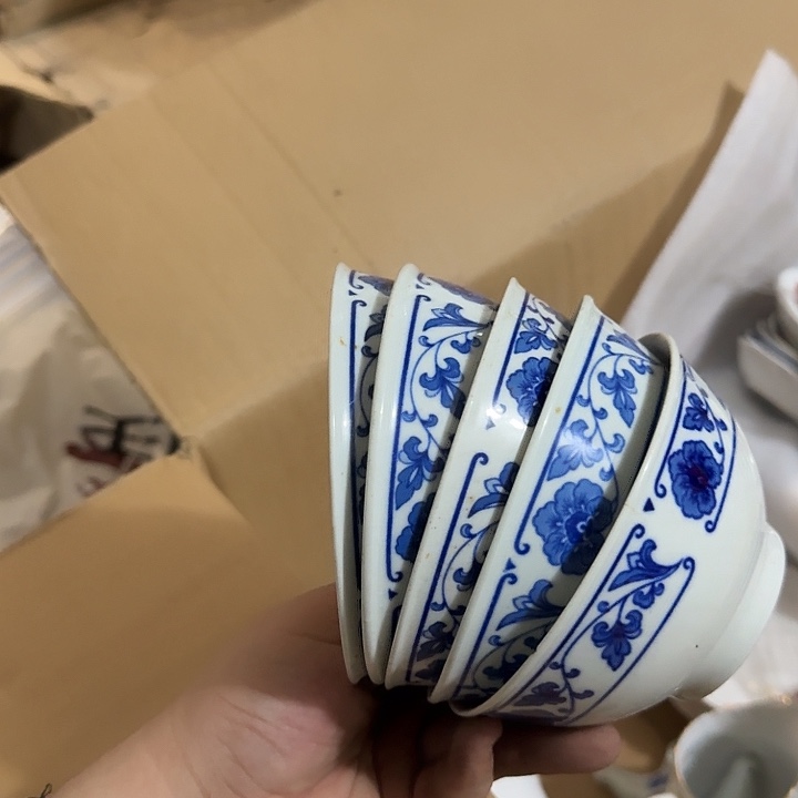 茶盏陶瓷盘子啥都有