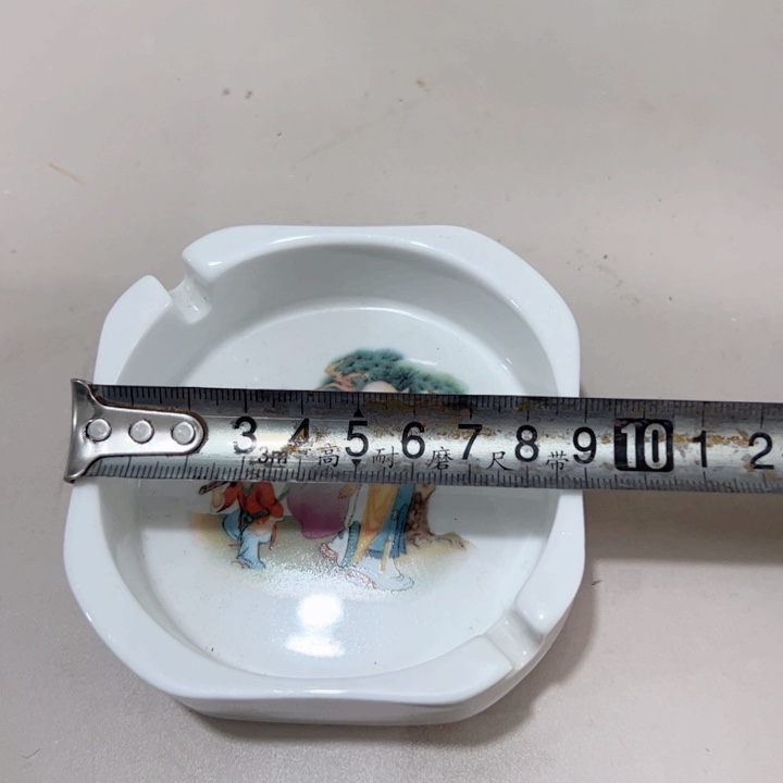 瓷片陶瓷制品烟灰缸小