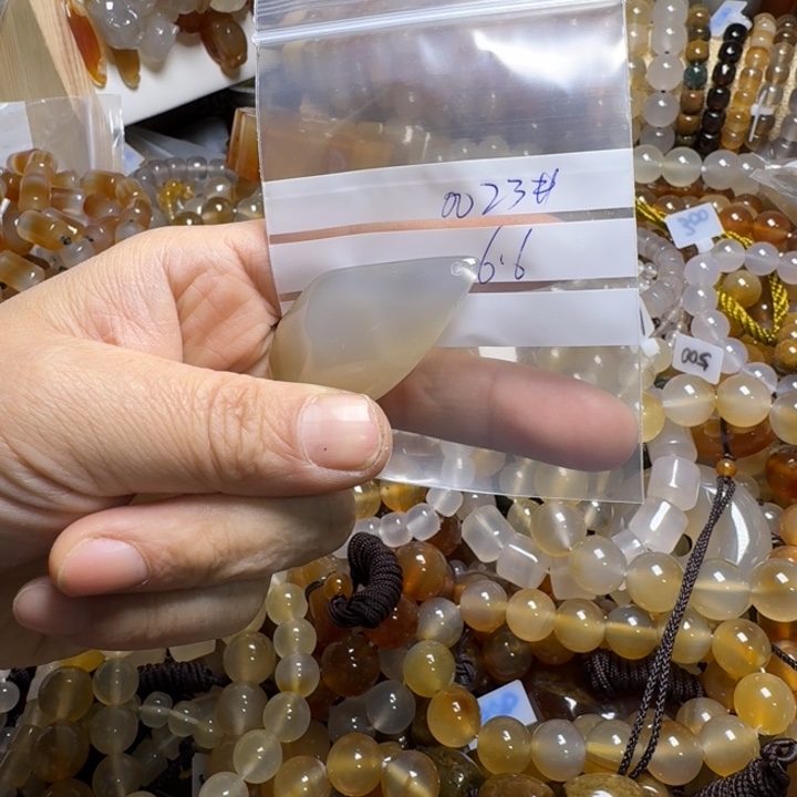 玛瑙/玉髓未镶嵌颈饰0023……6.6