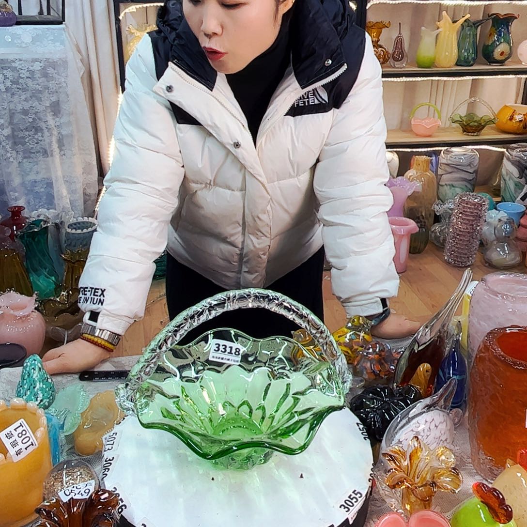 3318 家悦美居琉璃摆件