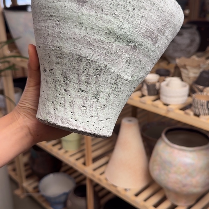 墨***景德镇桌面陶瓷花盆