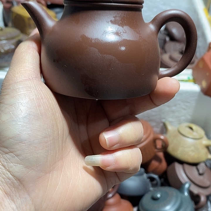 紫砂茶壶微瑕微笑