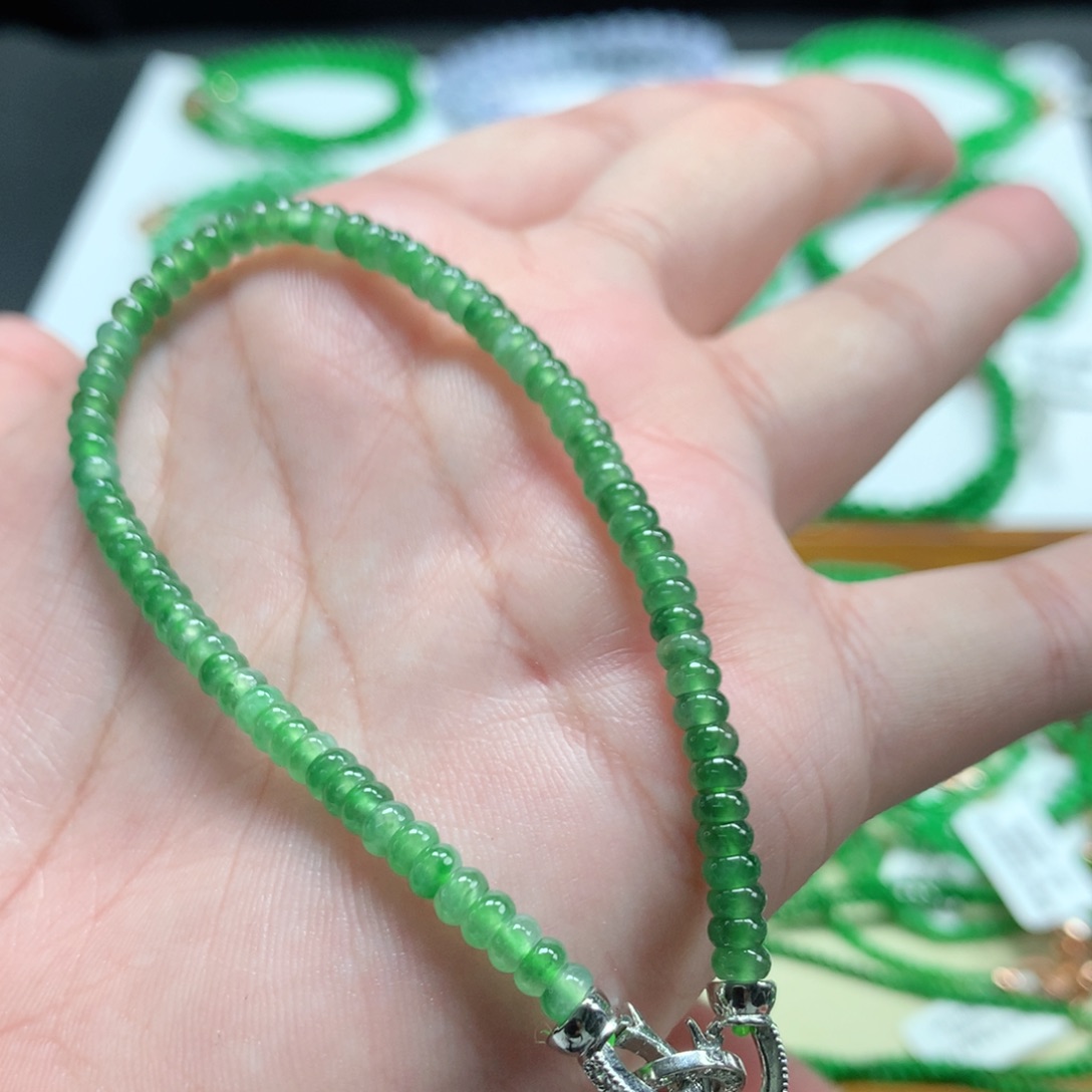 翡翠未镶嵌手链翡翠