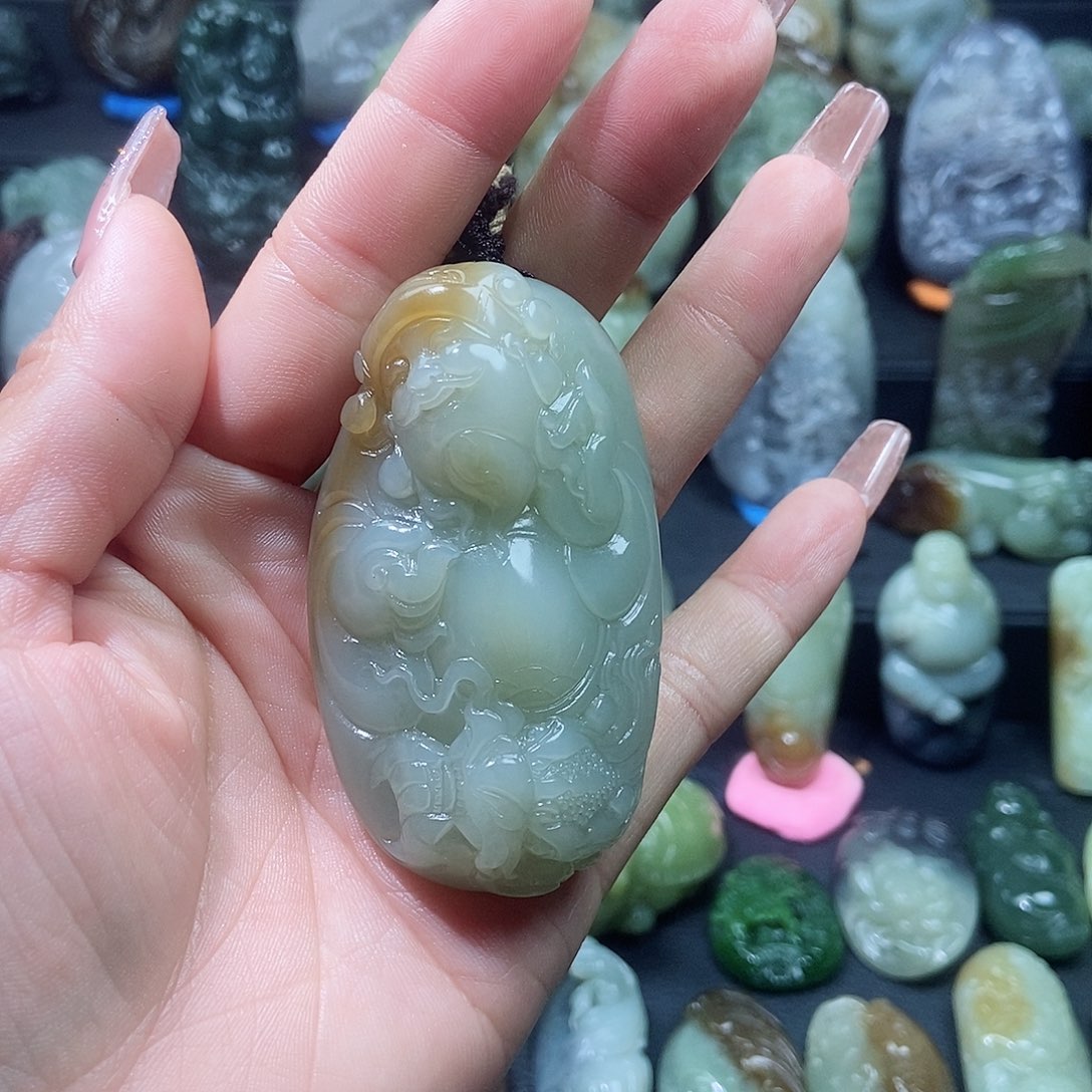 和田玉未镶嵌颈饰