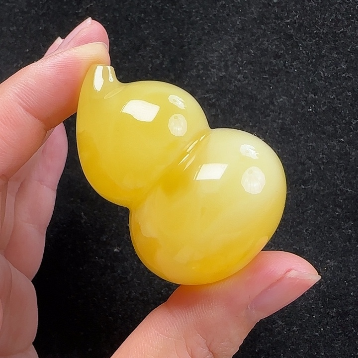 未镶嵌蜜蜡珠宝奇石