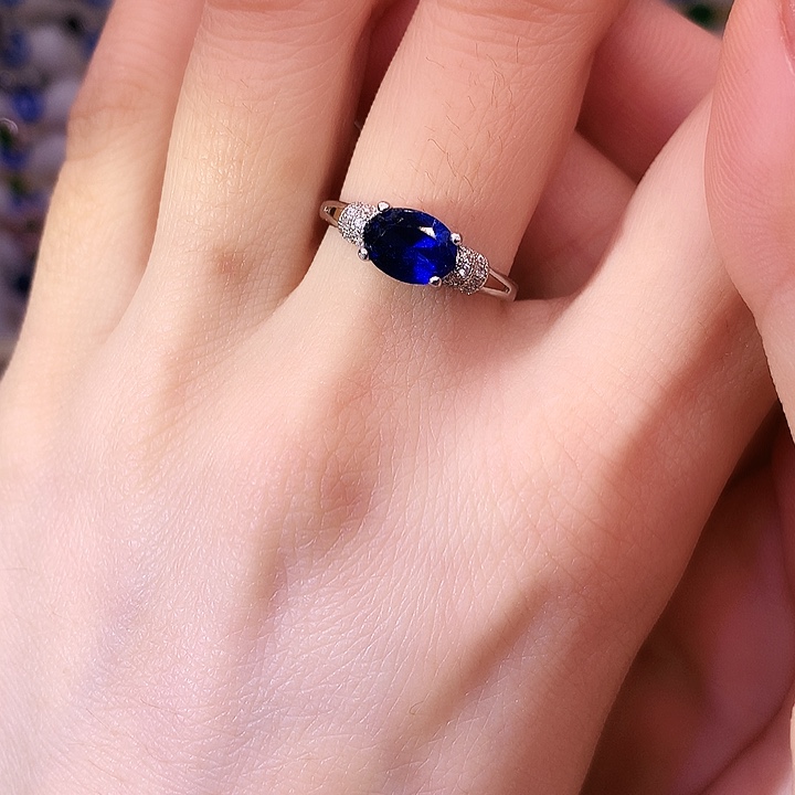 蓝宝石戒指银S925镶嵌
