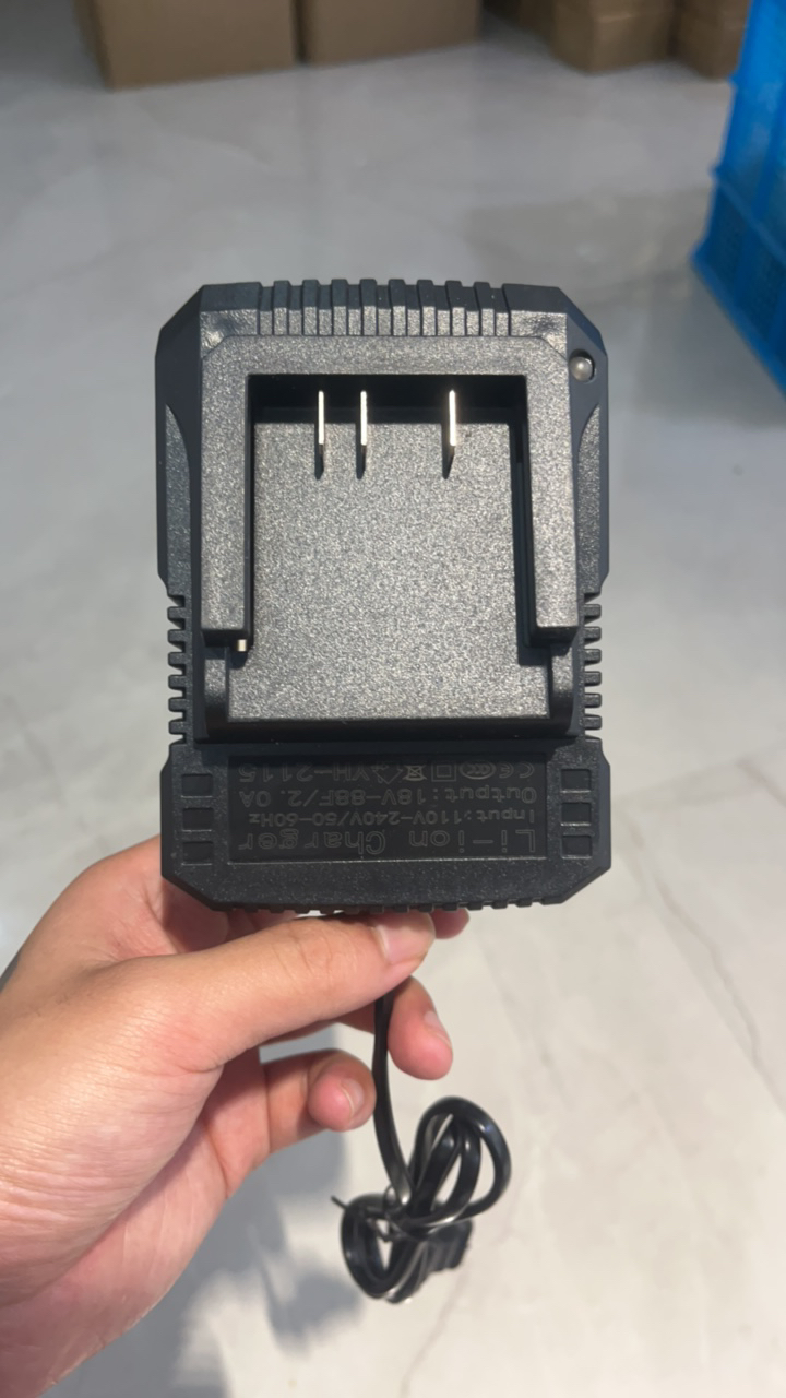 充电器东城款20v