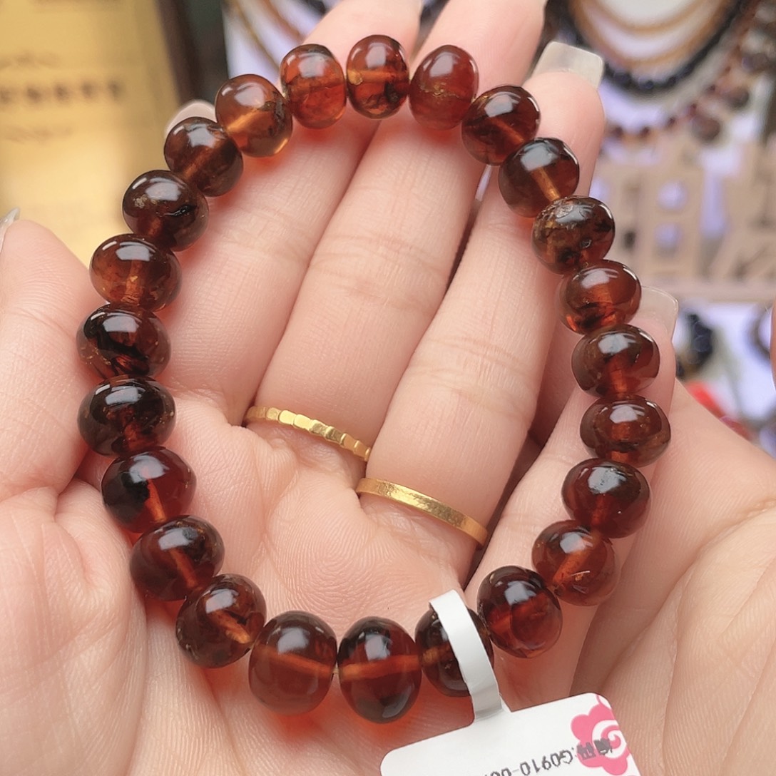 琥珀未镶嵌裸石10+