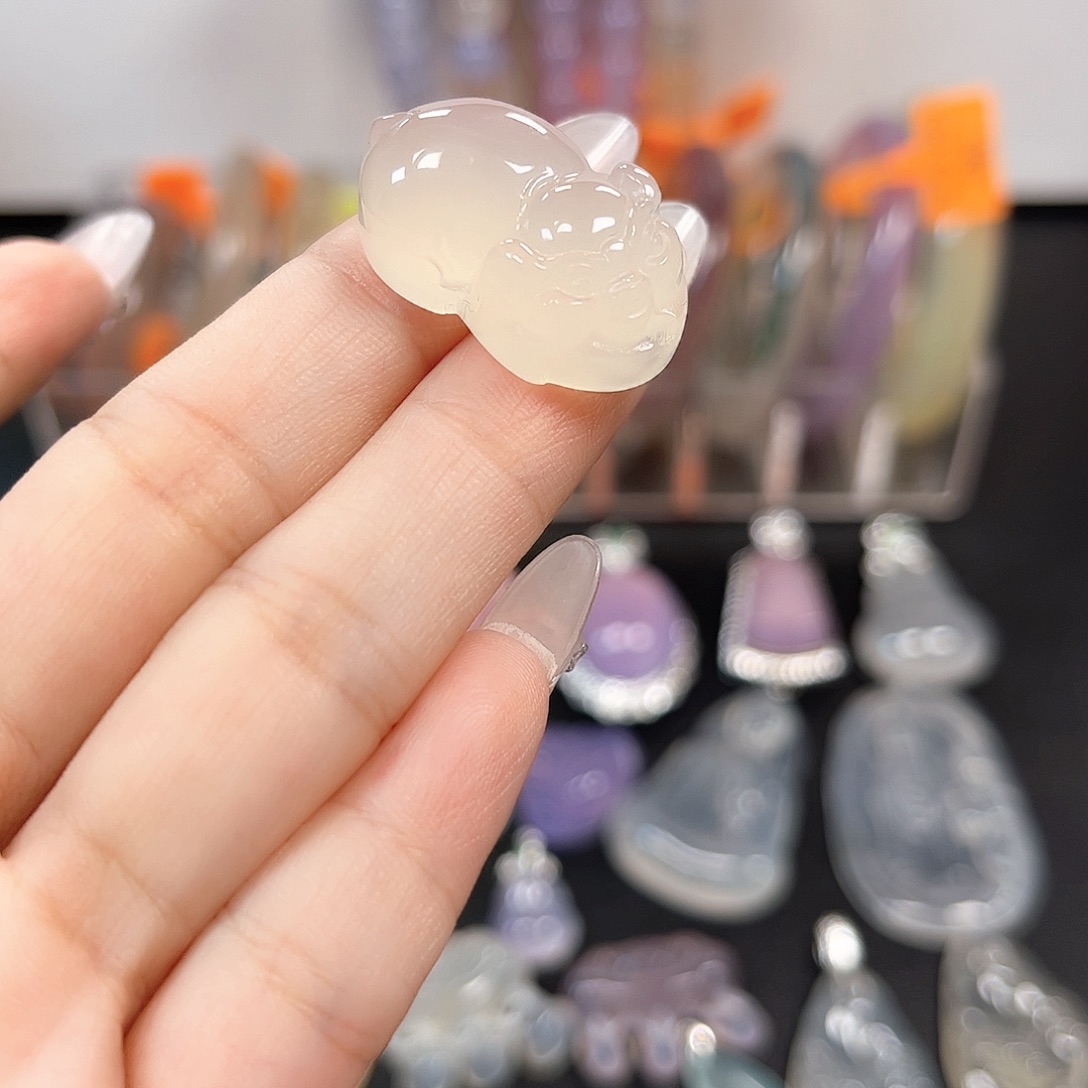 玛瑙/玉髓颈饰未镶嵌