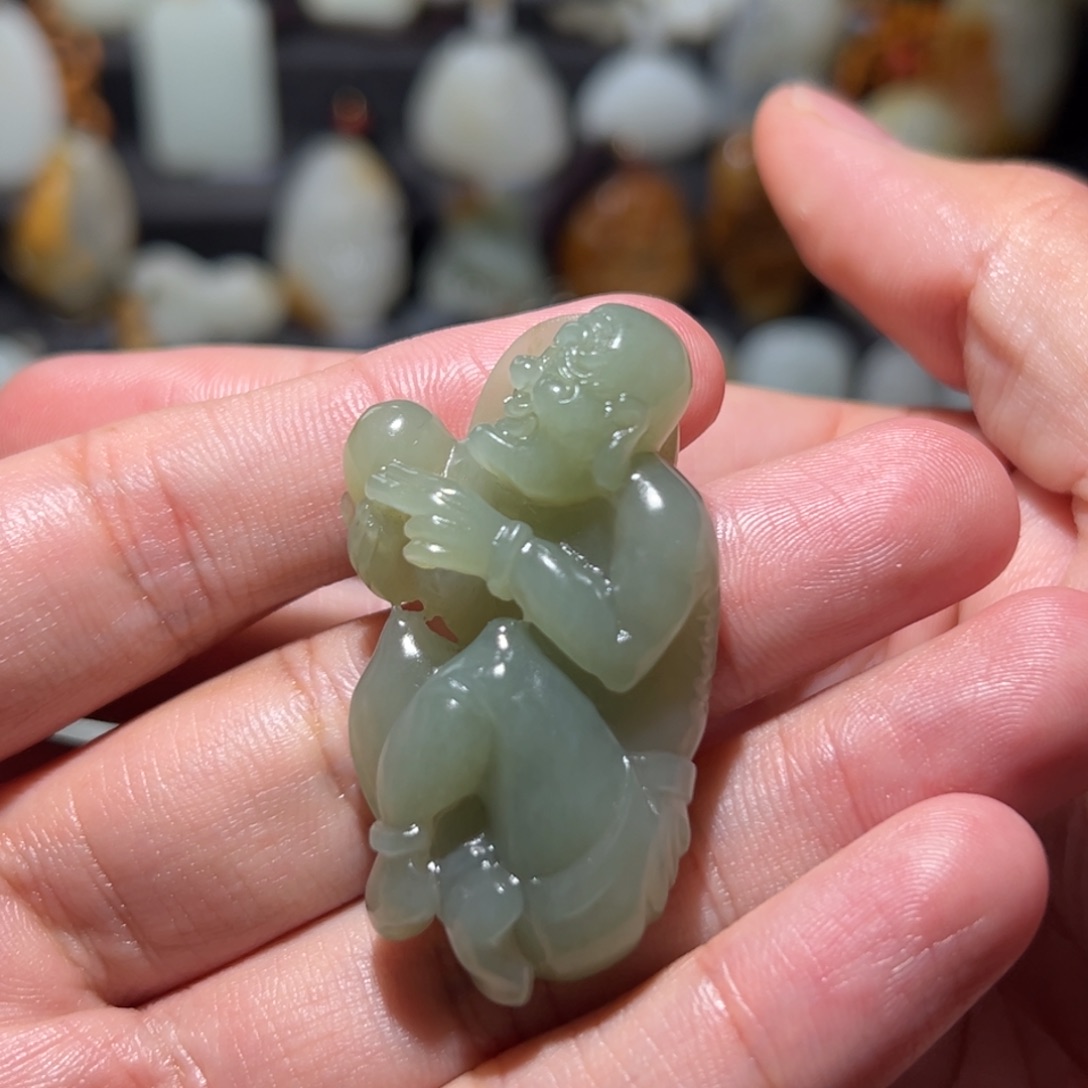 和田玉颈饰未镶嵌