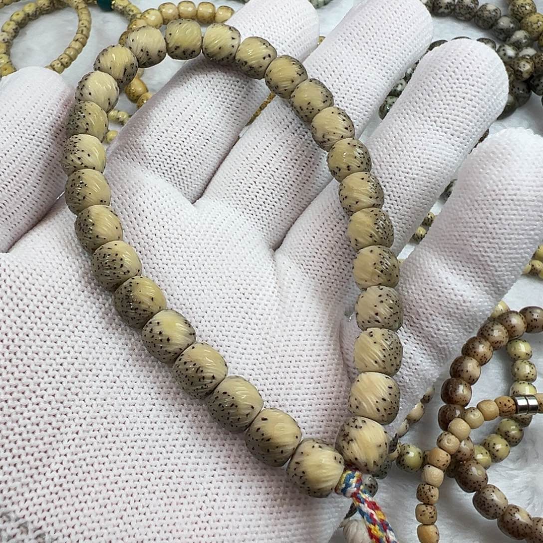 陈***蕾吊坠星月菩提闪购9