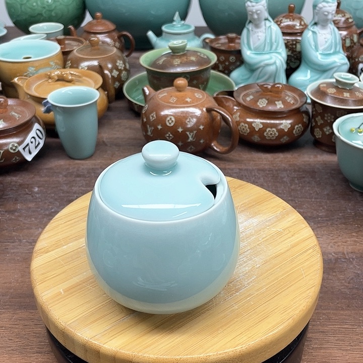 妙*微瑕特价青瓷青瓷