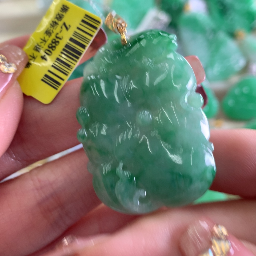 翡翠吊坠(不含链)18K金镶嵌
