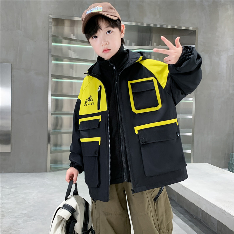 儿童秋冬款冲锋衣三合一可拆卸户外山系防风防水2025新款男童外套