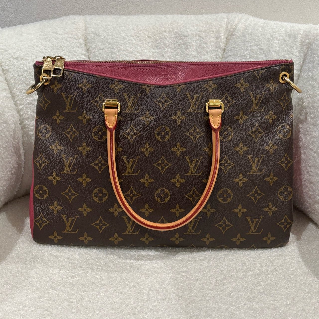 99新 LV  pallas传奇中号经典老花拼暗红色手提单肩包【N0311】