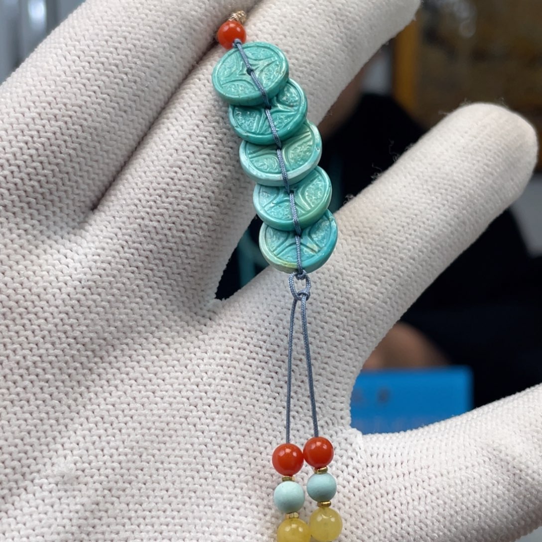 绿松石未镶嵌挂件