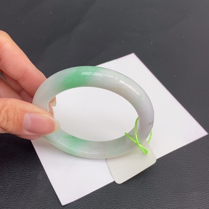 翡翠手镯未镶嵌55-56正圈